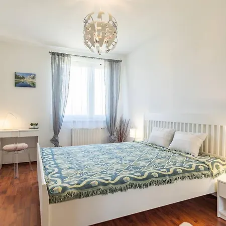 Danube View - Bodor Utca Apartment Budapest