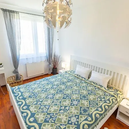 Danube View - Bodor Utca Apartment